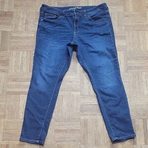 Universal Thread Blue Midrise Skinny Jeans SIZE 14
